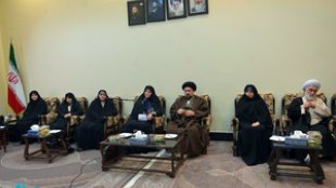 امام راحل همواره بر نقش و دخالت زنان در مقدرات کشور تأکید داشتند/ تاکید بر نقش تربیتی زنان و مادران در اصلاح الگوی مصرف خانوارها و ترغیب خانواده به مصرف کالای داخلی