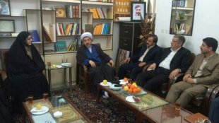 مواضع دولت در حوزه زنان در دیدار معاون رییس جمهور با امام‌جمعه بیرجند تبیین شد