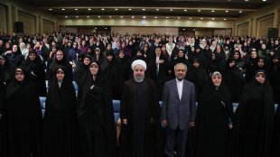  ضیافت افطار فعالان حوزه زنان و خانواده با رئیس جمهور