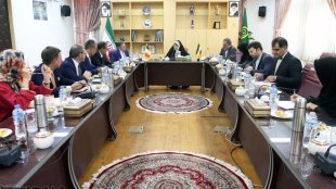 دکتر ابتکار در دیدار رییس مجلس نمایندگان بلژیک و هیات همراه