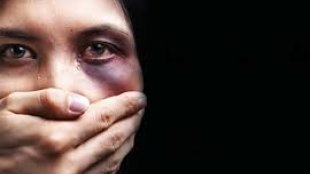 معصومه ابتکار به تماشای یک فیلم با مضمون خشنونت خانگی نشست