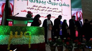 دولت 2 طرح اشتغال فراگیر و اشتغال پایدار را جهت رفع بیکاری دنبال می کند