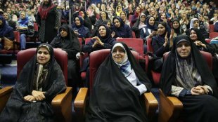 اجرای ماده 101 قانون برنامه ششم توسعه؛ ضامن برقراری عدالت جنسیتی‌ است