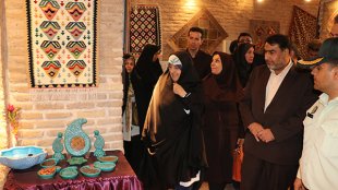 بازدید معاون رئیس جمهور از نمایشگاه توانمندسازی بانوان و صنایع دستی رباط کریم
