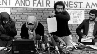 سه روز بعد به دانشجویان خط امام پیوستم