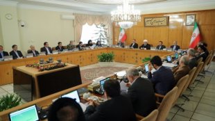مطالبات جوانان و بانوان به حق است، وزیران و استانداران در انتصابات بر شایسته گزینی تکیه کنند
