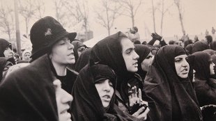 از تحصیل تا ورود به بازار کار؛ زنان ایرانی 4 دهه بعد از پیروزی انقلاب چه جایگاهی دارند