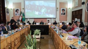 دیدار و پرسش و پاسخ معاون رییس جمهور با اساتید علوم انسانی 18 کشور