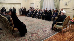 برنامه ریزی ها باید بلند مدت باشد/ حضور مردم در کمک به آسیب دیدگان بسیار ارزشمند است