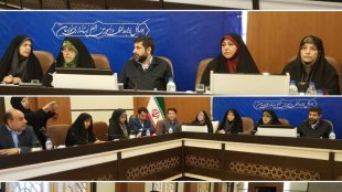 نشست های معصومه ابتکار در خوزستان؛ کارگروه بهداشت ستاد بحران و کارگروه زنان و خانواده با حضور نمایندگان تشکل های مردم نهاد
