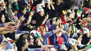 زنان مطالبات متعدد و متفاوتی دارند و حضور در ورزشگاه‌ها هم یکی از آنهاست