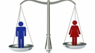 لایحه معاونت امور زنان درباره اصلاح قانون موجود درباره دیه در کمیسیون لوایح دولت است/ نقش مهم انجمن‌های هواداران در تسهیل مسیر حضور زنان در ورزشگاه‌ها