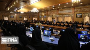 ابتکار: 18.8 درصد مدیران کشور زن هستند/40 درصد تسهیلات اشتغالزایی را بانوان دریافت کرده اند
