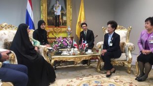 تلاش می‌کنیم از دوران تحریم، فرصتی برای تقویت نقش زنان در اقتصاد بسازیم