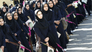 سرود دختران؛ نماد نشاط و پویندگی دختران ایرانی 