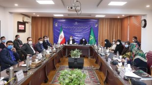 باید با زبان قانونی، رسمی و حقوقی مطالبات زنان را پیگیری کرد 