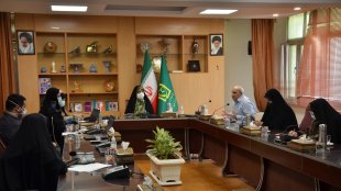 نگرش‌های دینی را با امر و نهی و برخوردهای سخت به جوانان القا کرده‌ایم