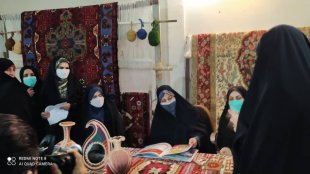 بازدید معاون رییس جمهوری از تنها شرکت تعاونی برتر لرستان بافت طلایی