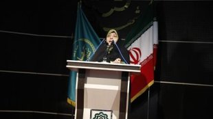 سفر دکتر ابتکار به استان قم  در پنجمین روز از دهه فجر