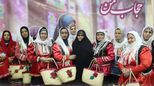 دولت از برنامه‌های تاکیدی بر حفظ اصالت زن و خانواده حمایت می‌کند