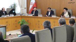 دستگاه‌های مسئول با درایت لازم موضوع شرعی و قانونی حجاب را دنبال کنند