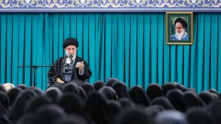 مختلف شعبوں میں سرگرم ممتاز خواتین سے خطاب