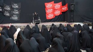 دکتر خزعلی در نشست صمیمی با بانوان شرکت‌کننده در طرح ولایت گفت: لایحه امنیت تنها به بخشی از نگاه تکریم آمیز اسلام به زن و جایگاه او پرداخته است.