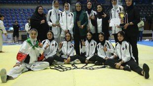 خداقوتِ دکتر خزعلی به دختران قهرمان تکواندوکار ایرانی