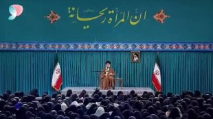 رهبر انقلاب: به تعبیر امام (رضوان الله علیه) دخالت در سیاست و در مقدرات اساسی کشور حق زنان و تکلیف زنان است