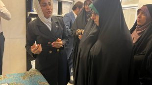گزارش تصویری بازدید معاون رئیس‌جمهور در امور زنان و خانواده از شرکت دانش بنیان فناوران زیست سبز دریا
