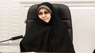 آمار بیکاری زنان یزدی در دولت‌سیزدهم نصف شد.
