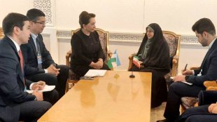 دیدار و گفت‌وگوی معاون رئیس‌جمهور در امور زنان و خانواده با رئیس مجلس ازبکستان
