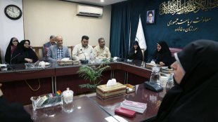  تجلیل دکتر انسیه خزعلی در روز کارگر از کارگران و نیروهای خدماتی شاغل در معاونت زنان ریاست جمهوری
