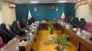 نشست دکتر خزعلی با خانواده ایثارگران، جانبازان و شهدا / از بررسی مشکلات و نیازها تا انتظارات در مورد حجاب و فرزندآوری
