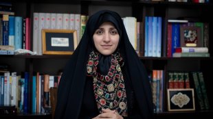 معاون امور زنان و خانواده رئیس جمهوری: افزایش تعداد حضور زنان در دولت پیگیری می‌شود/ در هیأت دولت هم به تعداد زنان افزوده خواهد شد/ اخبار خوشی در چند روز آینده می‌رسد