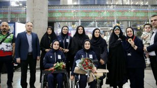 لزوم ارائه امکانات حمایتی ویژه به مادران قهرمان
