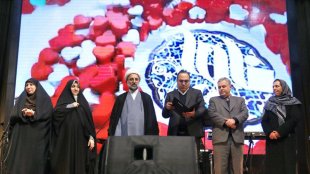 حضور معاون رئیس جمهور در مراسم گرامیداشت روز زن و مقام مادر در دانشگاه علوم پزشکی ایران