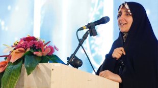 حضور معاون رییس‌جمهور در نمایشگاه قرآن کریم و رویداد نجمه (تجلیل از بانوان فعال قرآنی و کرامیداشت بانو گرجی)