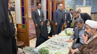 با استقبال استاندار و مسئولان ارشد استان انجام شد؛ ورود معاون رئیس‌جمهور در امور زنان و خانواده به یزد/ ادای احترام به سومین شهید محراب