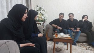 دیدار معاون رئیس‌جمهور با خانواده الهه حسین‌نژاد:اقدامات فوری برای برنامه‌ریزی برای حمل‌ونقل ایمن و عدالت قضایی در دستورکار دولت است