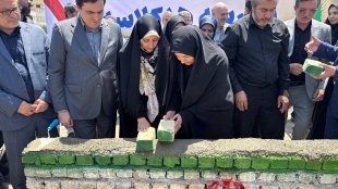 آیین خشت گذاری هنرستان فنی و حرفه ای امیریه (18 کلاسه) و کلنگ زنی سوله مدیریت بحران در محله امیریه شهریار