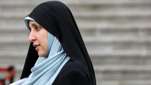 توضیحات معاون رئیس‌جمهور درخصوص آخرین وضعیت لایحه حفظ کرامت و حمایت از زنان در برابر خشونت/ حمایت ویژه دولت از خانواده‌های شهدای جنگ تحمیلی 12 روزه