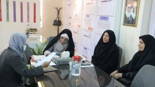 میز خدمت زنان ایثارگر در استان چهارمحال و بختیاری برگزار شد