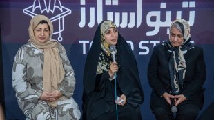 معاون رئیس‌جمهور در بازدید از نمایشگاه الکامپ: نگاه دولت به زنان سرمایه‌گذاری در مسیر توسعه است