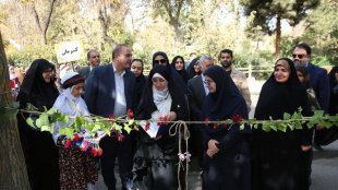 گزارش تصویری حضور معاون رئیس‌جمهور در امور زنان و خانواده در بیست‌وچهارمین اردوی کشوری دانش‌آموزان عشایر در مشهد