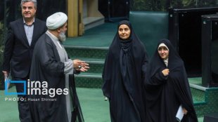 گزارش زهرا بهروزآذر، معاون امور زنان و خانواده رئیس‌جمهور از عملکرد یکساله دولت در حوزه زنان و خانواده برنامه هفتم توسعه در جریان جلسه عصر امروز صحن علنی مجلس شورای اسلامی