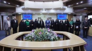 بهروزآذر: سند سلامت بانوان در حال نهایی شدن است
