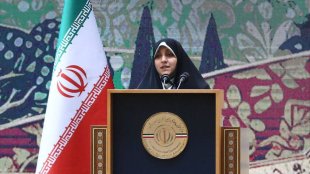 بهروزآذر در آئین گرامیداشت روز زن و مقام مادر:رکورد انتصابات زنان در دولت چهاردهم شکسته شد
