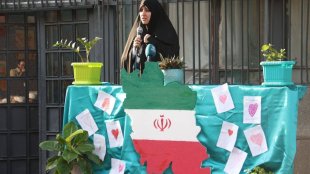 تقدیر از معلمان و بررسی مشکلات آموزشی منطقه 12